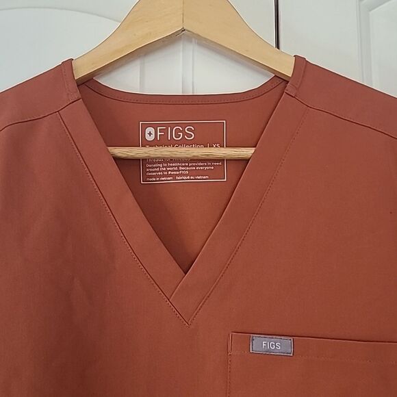 FIGS Catarina One-Pocket Scrub Top Terracotta size XS - Picture 4 of 10